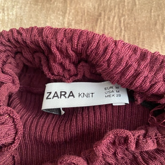 Zara Knit Maroon Ribbed Top - Picture 2 of 4